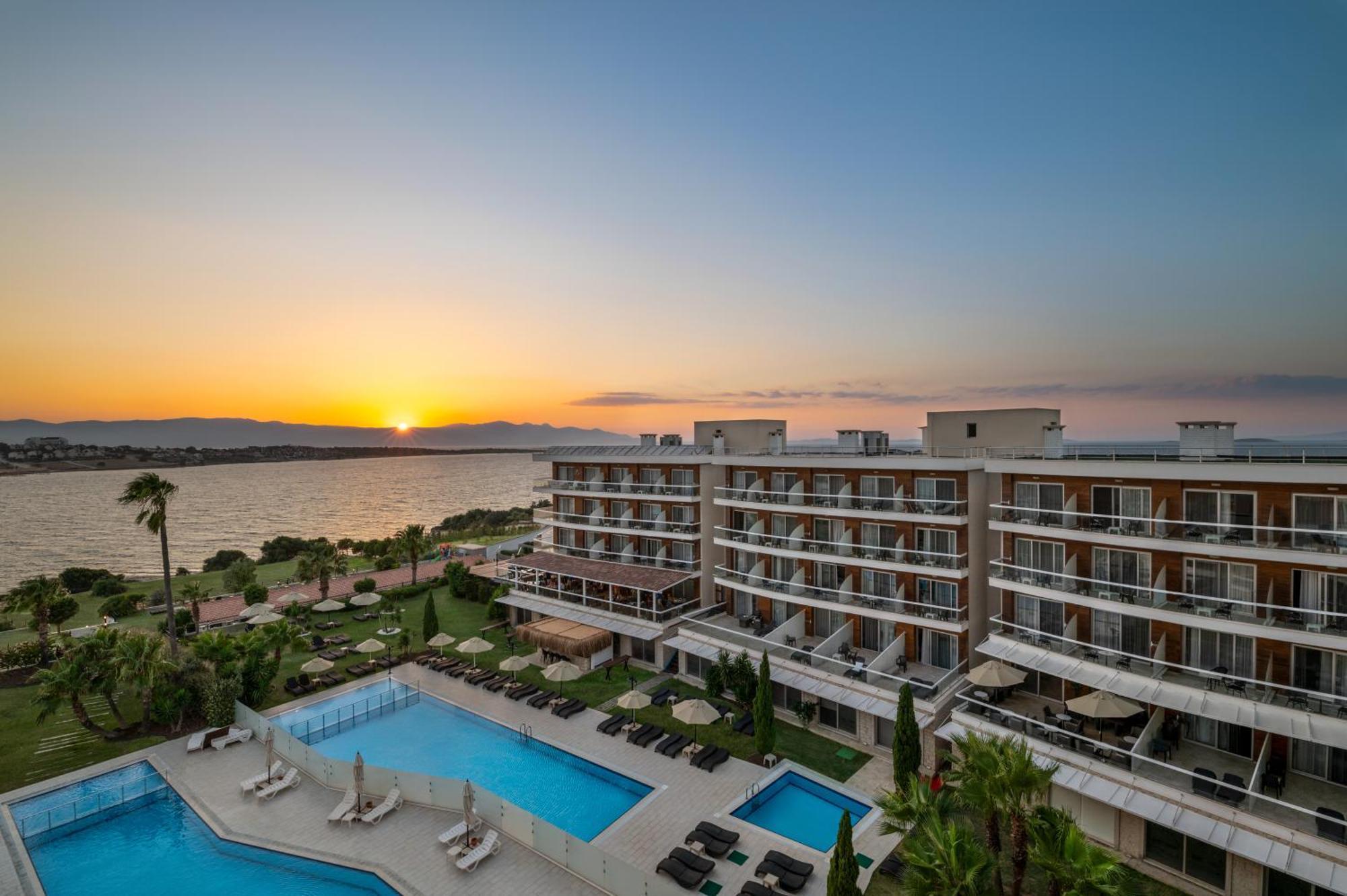 La Quinta By Wyndham Cesme Hotel İzmir Luaran gambar