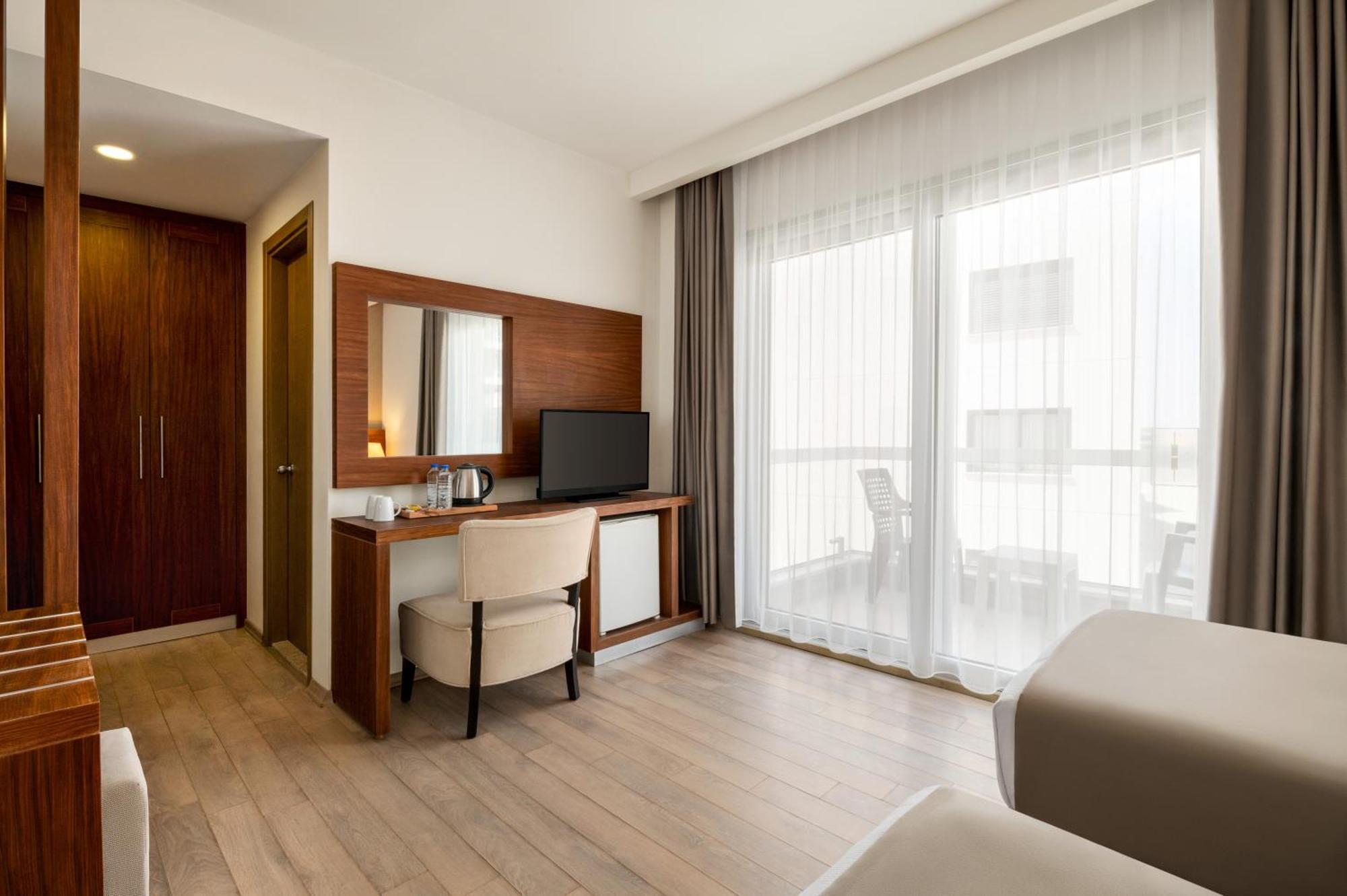 La Quinta By Wyndham Cesme Hotel İzmir Luaran gambar