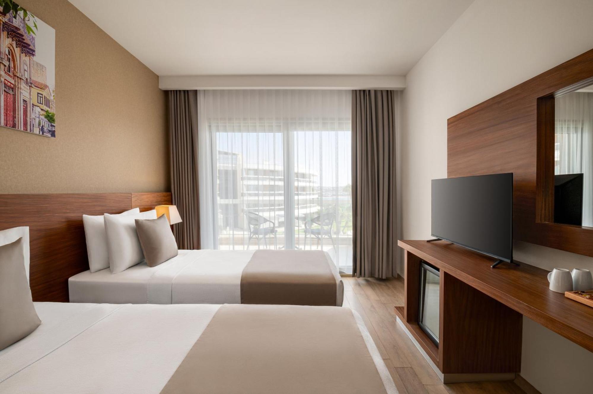 La Quinta By Wyndham Cesme Hotel İzmir Luaran gambar
