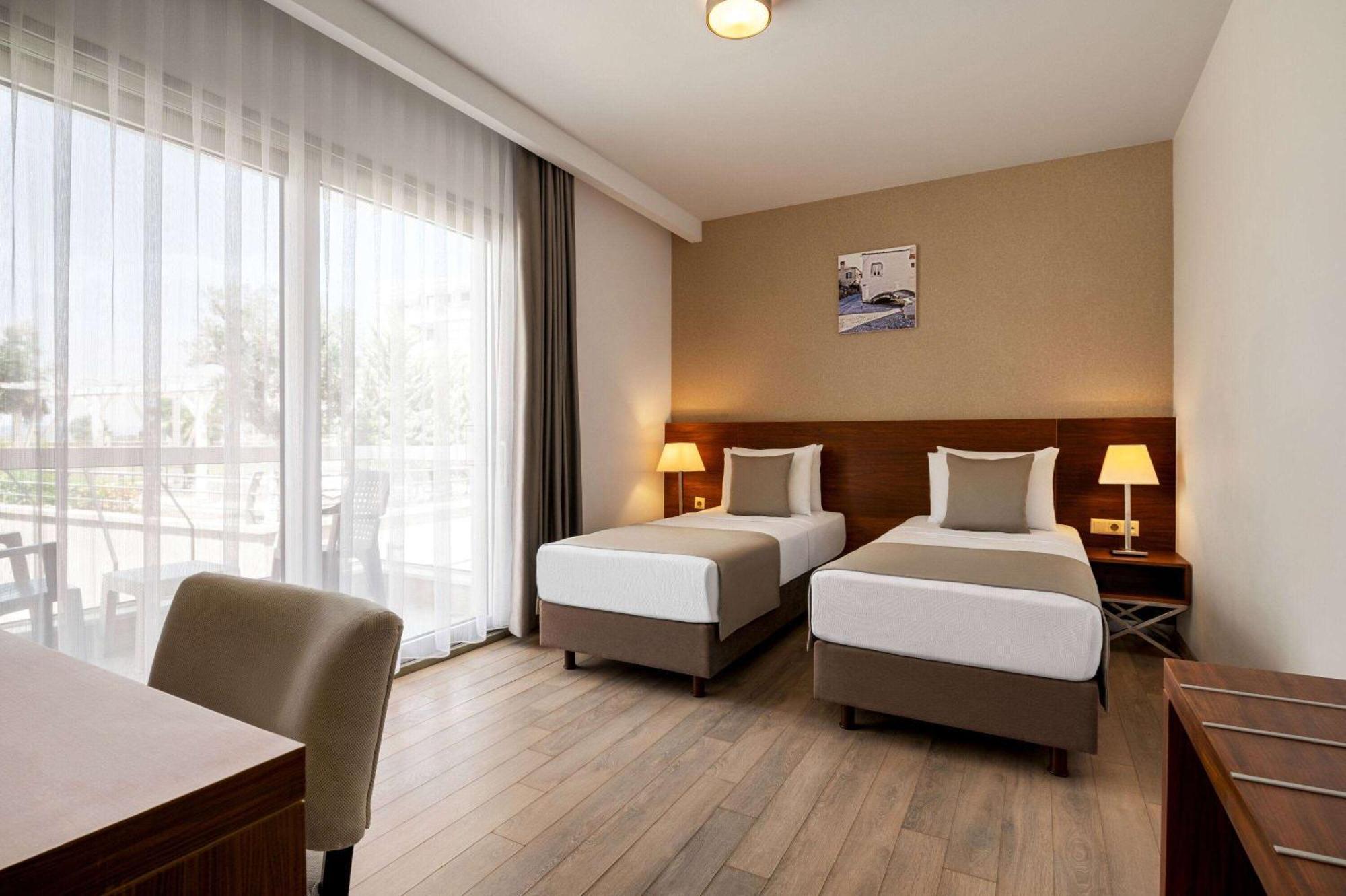 La Quinta By Wyndham Cesme Hotel İzmir Luaran gambar